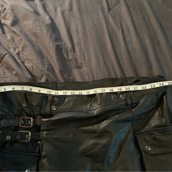 Men’s leather Utility Kilt - Picture 9 of 9